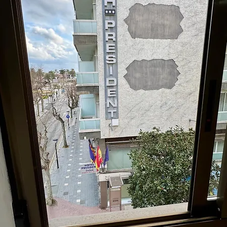 Apartbeach Ponent Centrico Y Vistas Playa *